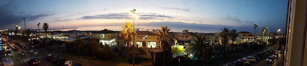 Hotel Internazionale Viareggio Exterior foto