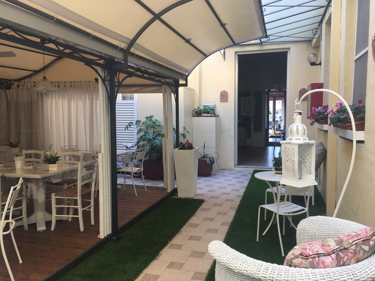 Hotel Internazionale Viareggio Exterior foto